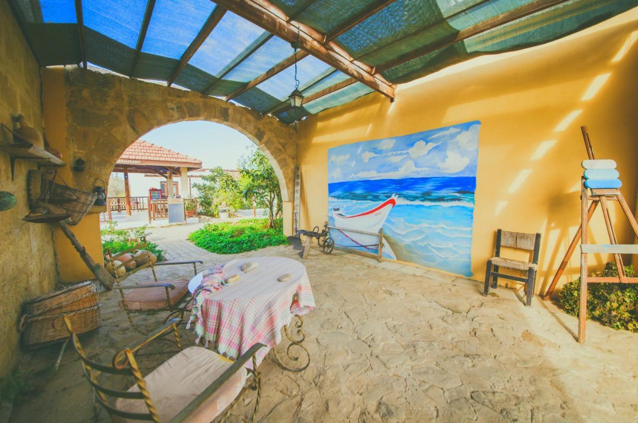 Castle Karpasia Guest House Authentic Atmosphere ! Rizokarpaso Екстер'єр фото